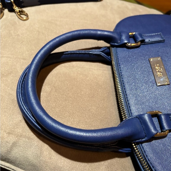 Very gentley used bag in excellent condition - Picture 2 of 6